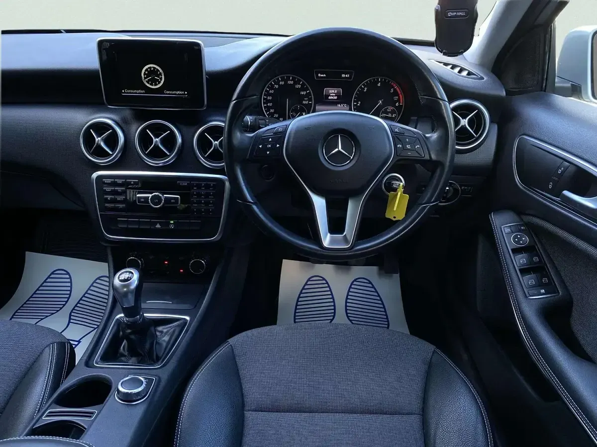 Used Mercedes A180 SE 2015 Silver Hatchback