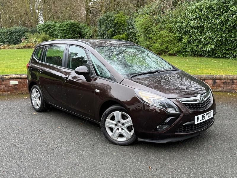 Used Vauxhall Zafira 170 HP (125 kW) 2015 Brown MPV