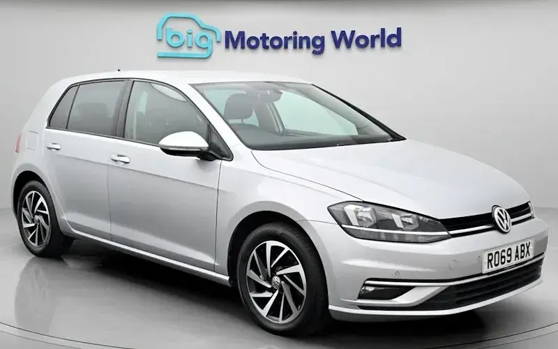Begagnad VW Golf VII Match 150 HK (110 kW) 2019 Halvkombi
