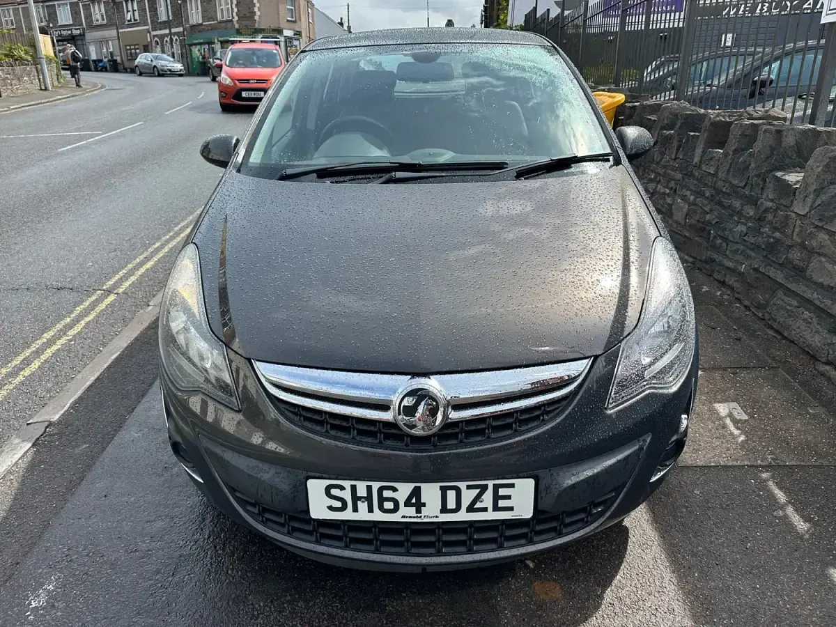 Second-hand Vauxhall Corsa 85 CP (62 kW) 2014 Gri Hatchback