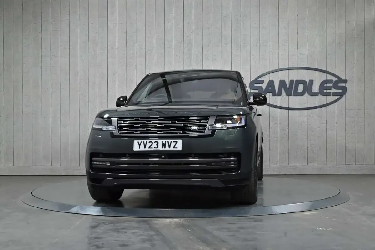 Used Land Rover Range Rover HSE 400 HP (294 kW) 2023 Green SUV