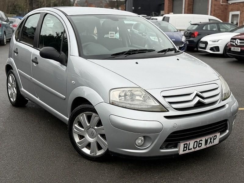 Used Citroën C3 107 HP (78 kW) 2006 Silver Hatchback