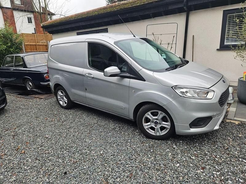 Second-hand Ford Transit Limited 2022 Argintiu Van