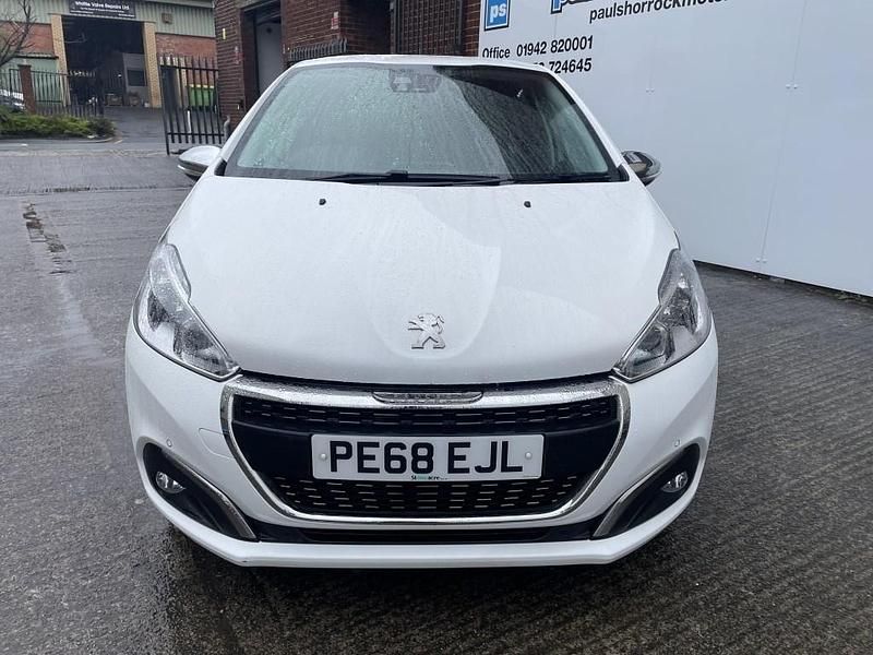 Used Peugeot 208 S 2018 White Hatchback