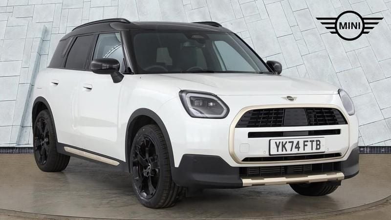 White Used 2025 Mini Countryman SUV | £32,900 (Fair price) - Image 1/4