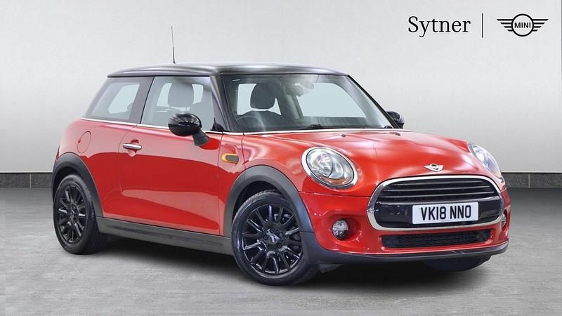 Red Used 2018 Mini Cooper Hatch Hatchback | £9,500 (Good price) - Image 1/4