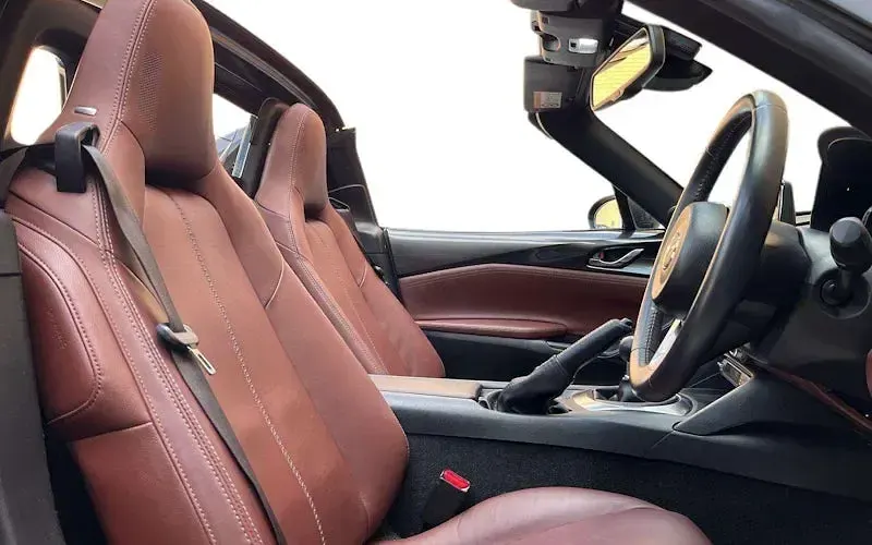 Used Mazda MX5 Inclusive 184 HP (135 kW) 2019 Grey Cabriolet