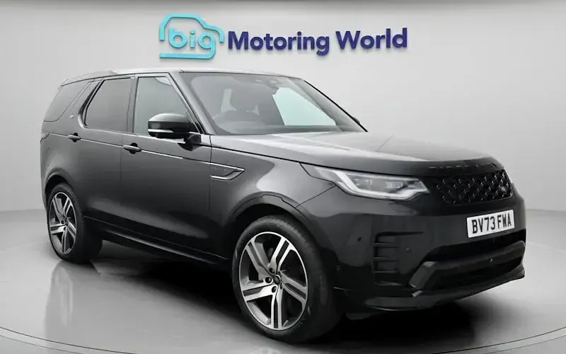 Used Land Rover Discovery HSE Dynamic 300 HP (220 kW) 2023 SUV