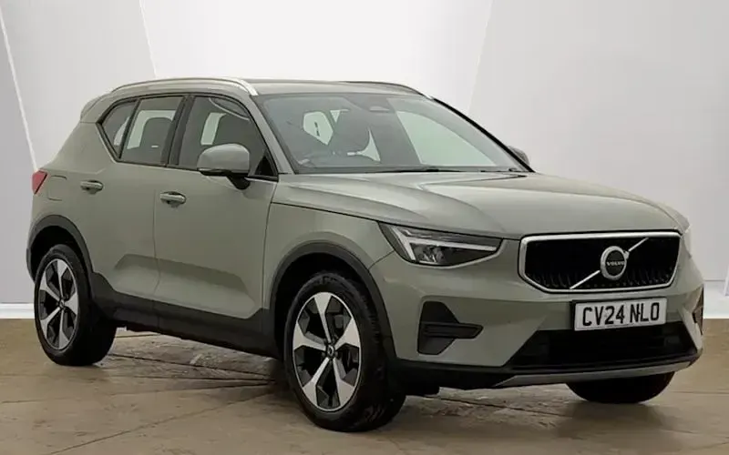 Used Volvo XC40 Core 163 HP (119 kW) 2026 SUV