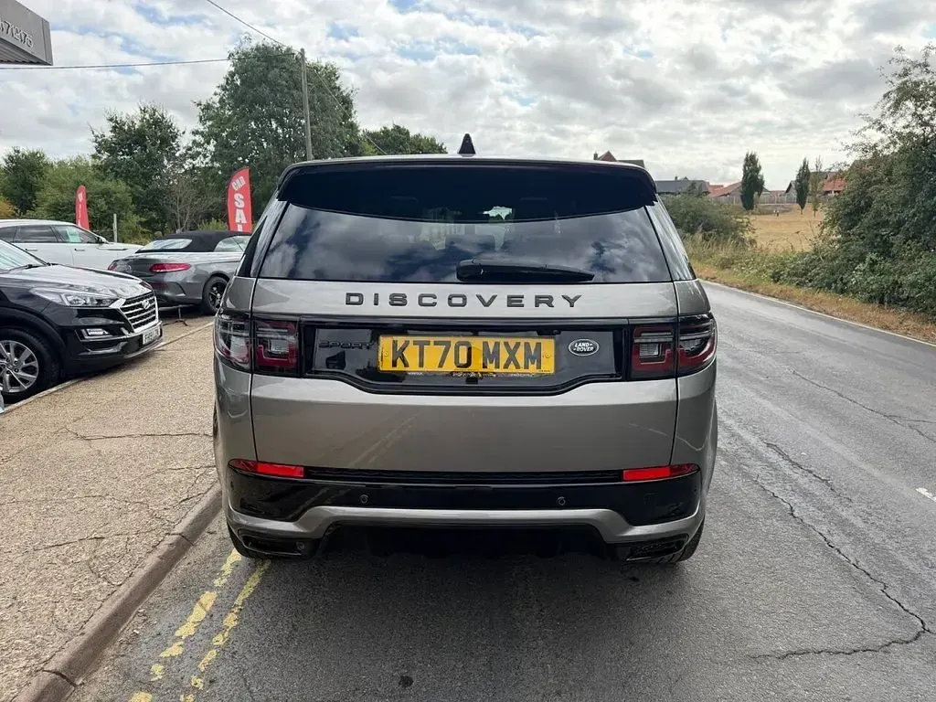 Used Land Rover Discovery 5 HSE Dynamic 204 HP (150 kW) 2021 Silver SUV