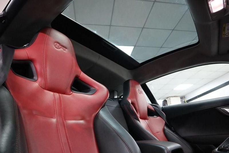 Used Jaguar F-Type R 550 HP (404 kW) 2013 Red Cabriolet