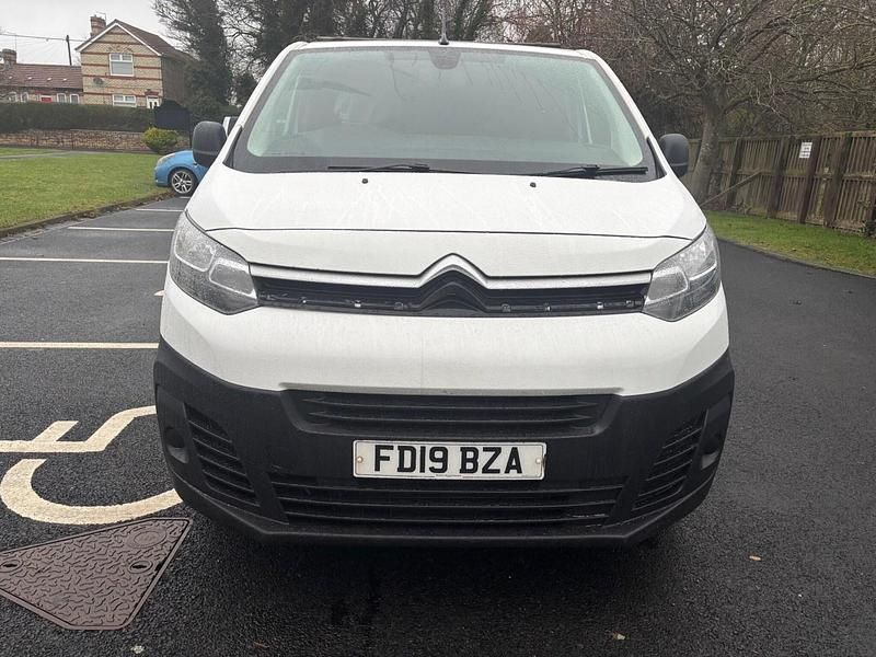 Used Citroën Dispatch 2019 White MPV
