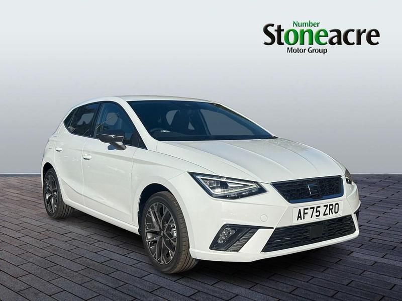 White New 2025 Seat Ibiza XCELLENCE Hatchback | £18,495 (Good price) - Image 1/4