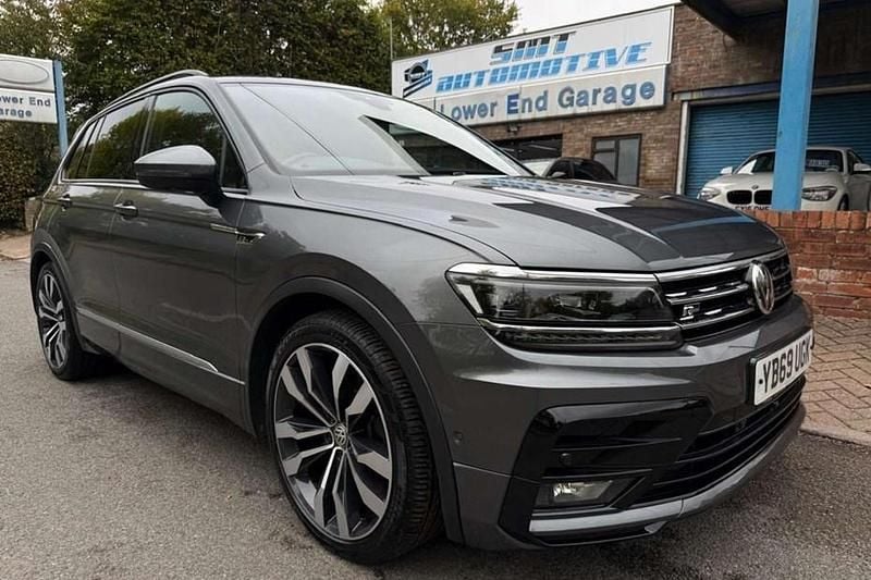 Grey Used 2019 VW Tiguan R-line SUV | £19,995 (Good price) - Image 1/1