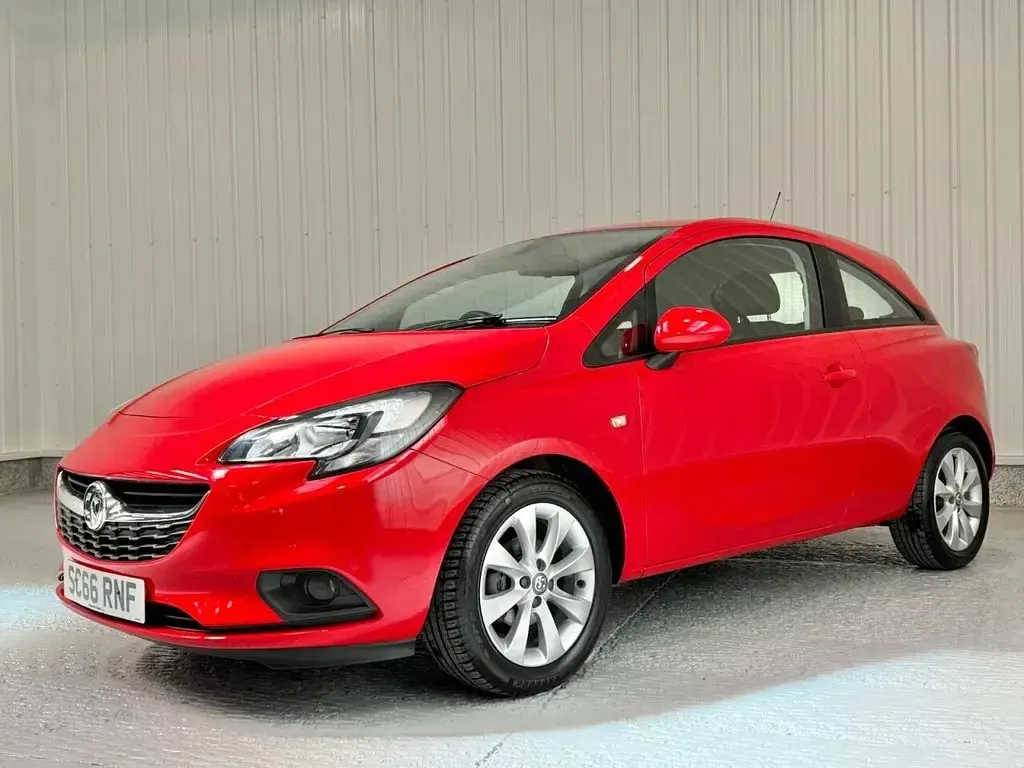 Used Vauxhall Corsa 75 HP (55 kW) 2017 Red Hatchback