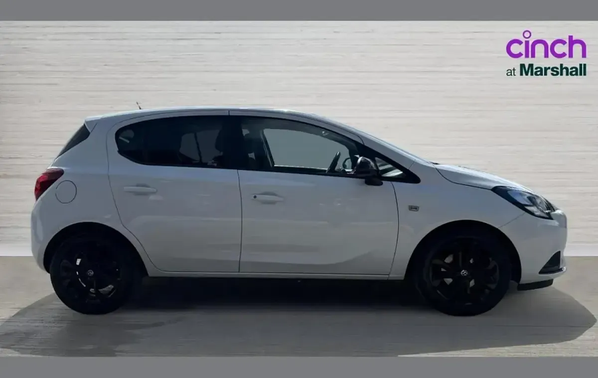 Used Vauxhall Corsa 75 HP (55 kW) 2019 White Hatchback