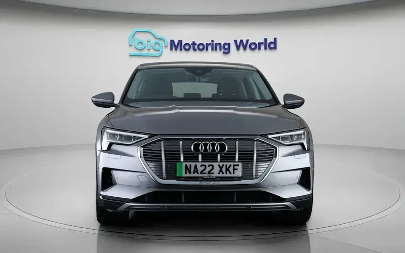 Used Audi e-tron 300 kW (408 HP) 2022 Grey SUV