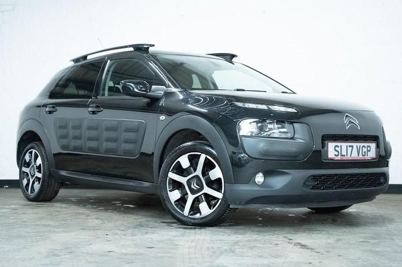 Black Used 2017 Citroën C4 Cactus Flair Hatchback | £3,940 (Good price) - Image 1/1