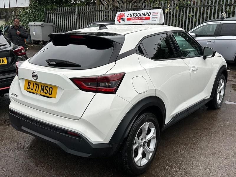 Used Nissan Juke N-Connecta 2021 White SUV