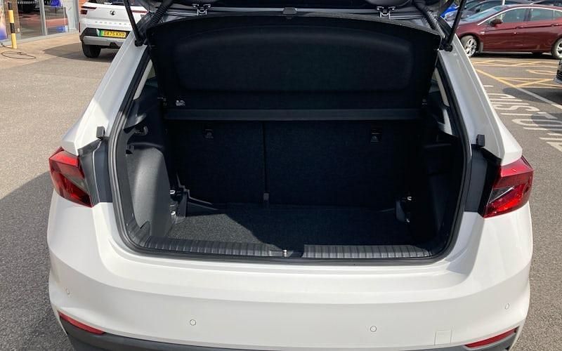 Used Skoda Fabia Colour Edition 110 HP (80 kW) 2024 Hatchback