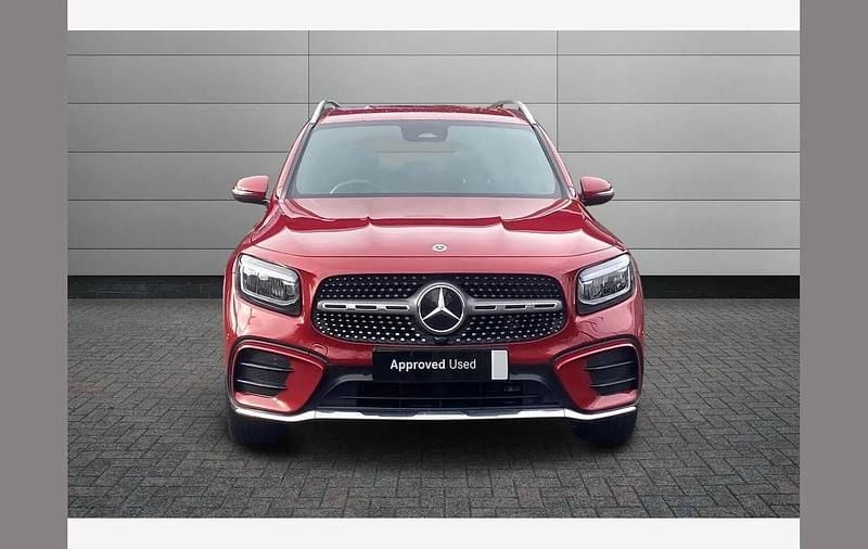Used Mercedes GLB220 AMG Line Premium 190 HP (139 kW) 2024 Patagonia red SUV