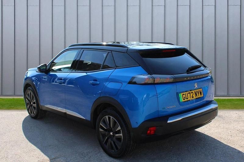 Used Peugeot e-2008 Premium 98 kW (134 HP) 2023 Blue SUV