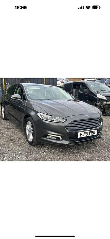 Used Ford Mondeo Zetec 2016 Grey Hatchback