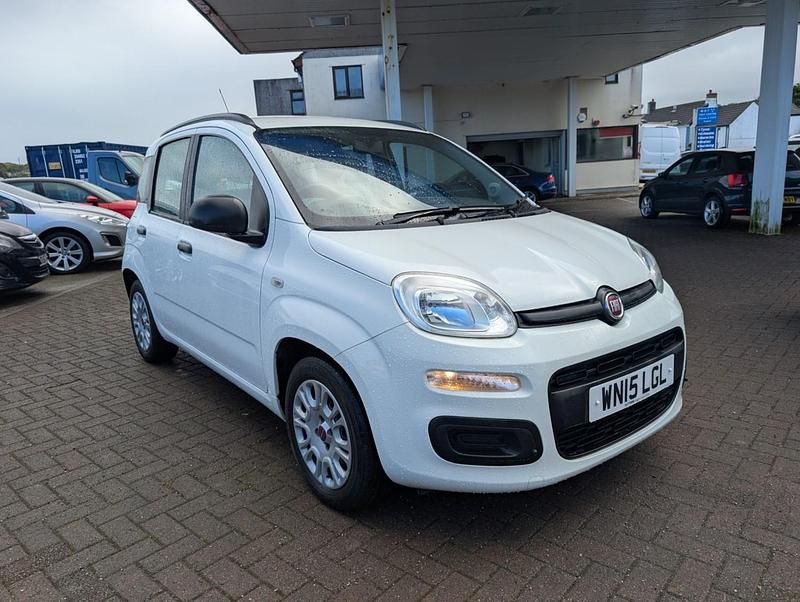 White Used 2015 Fiat Panda Easy Hatchback | £3,995 (Fair price) - Image 1/4