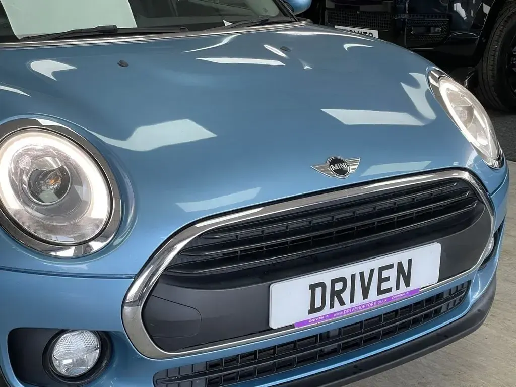 Used Mini Clubman 116 HP (85 kW) 2017 Blue Estate