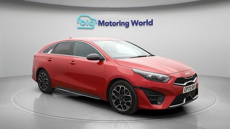 Used Kia ProCeed GT-Line 158 HP (116 kW) 2024 Red Estate