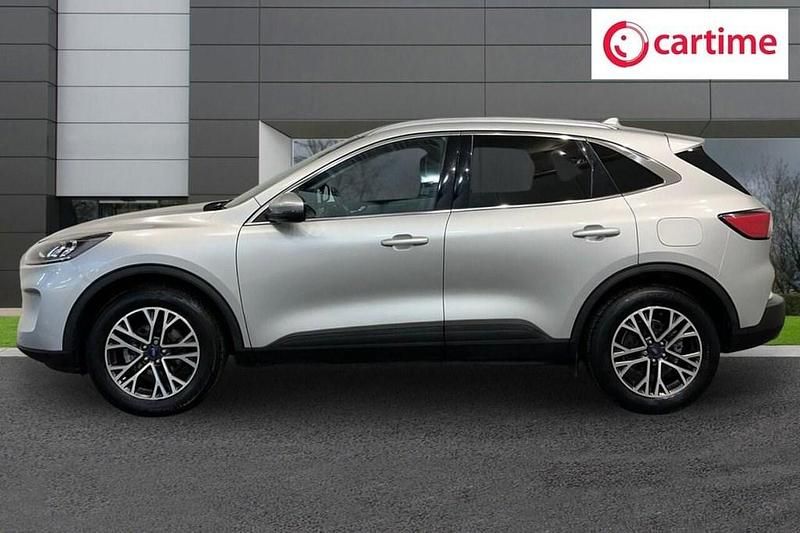 Used Ford Kuga Titanium 150 HP (110 kW) 2020 Silver SUV