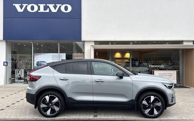 Used Volvo EC40 Plus 175 kW (238 HP) 2025 SUV