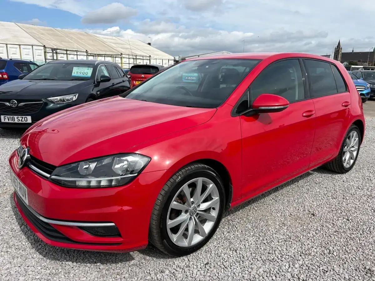 Used VW Golf VII GT 115 HP (84 kW) 2018 Red Hatchback