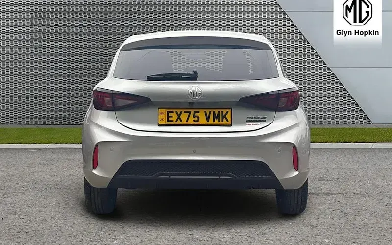 Used MG MG3 Trophy 194 HP (142 kW) 2025 Silver Hatchback