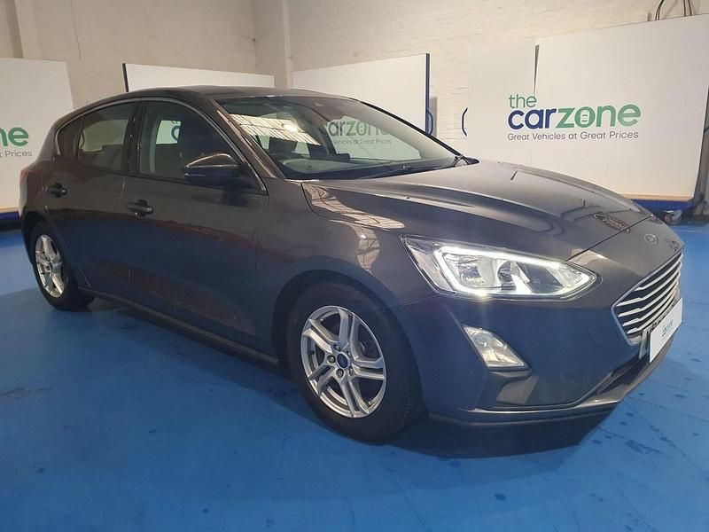 Used Ford Focus Zetec 125 HP (91 kW) 2019 Grey Hatchback