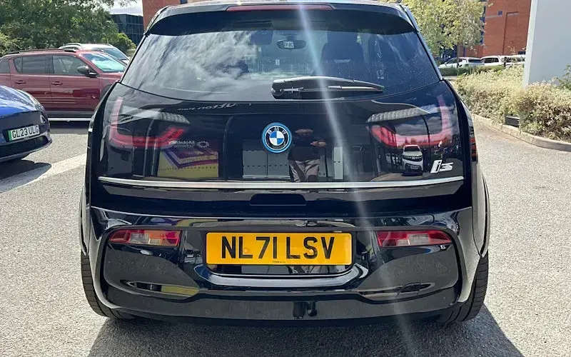 Used BMW i3 Comfort Edition 135 kW (184 HP) 2022 Hatchback