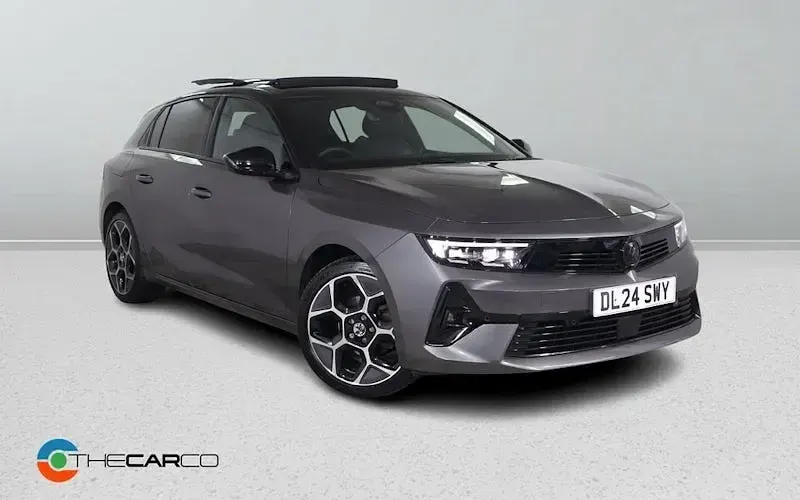 Used Vauxhall Astra Ultimate 131 HP (96 kW) 2026 Hatchback
