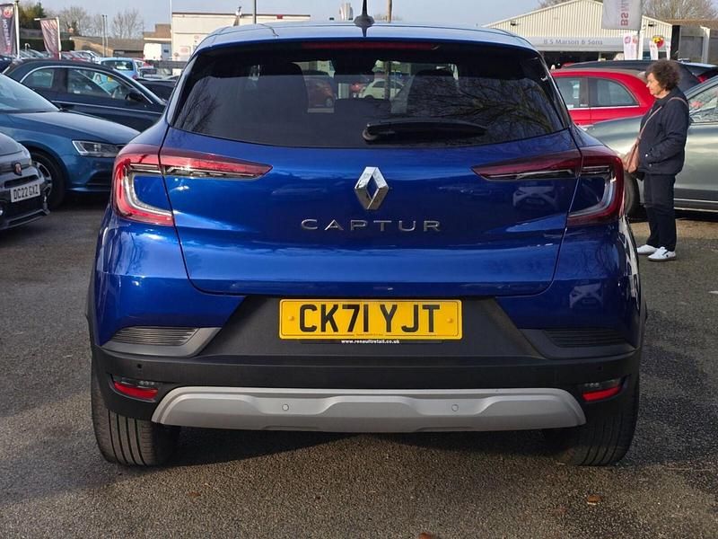 Used Renault Captur Iconic 2021 Blue SUV