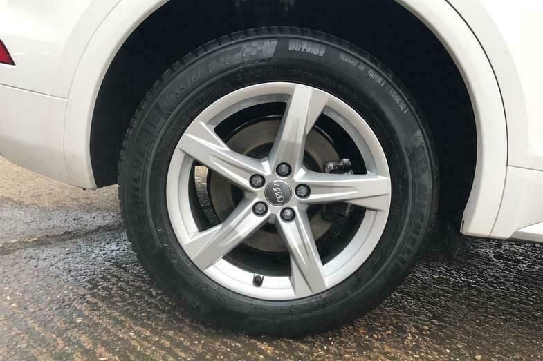 Used Audi Q5 Sport 187 HP (137 kW) 2018 Ibis white, solid SUV