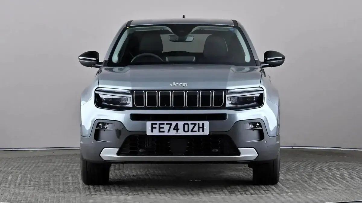 Używany Jeep Avenger Summit 100 KM (73 kW) 2024 Szary SUV