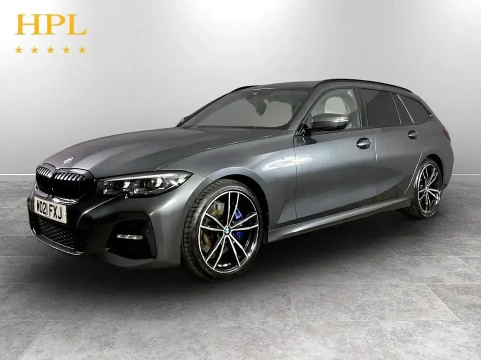 Usado BMW 320 M Sport 2021 Gris Familiar