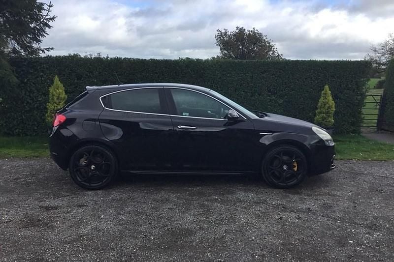 Used 2011 Alfa Romeo Giulietta Veloce | £1,995 (Super price) - Image 1/1