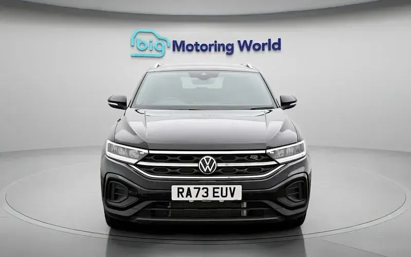 Used VW T-Roc R-line 150 HP (110 kW) 2024 Black SUV
