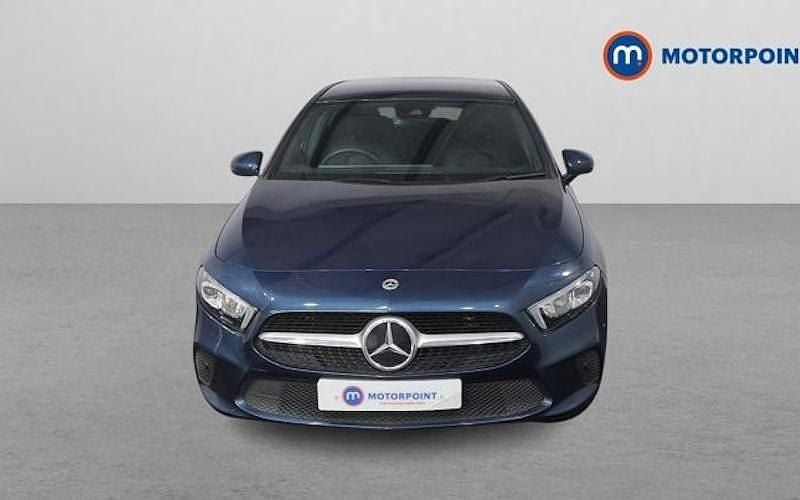 Used Mercedes A180 Executive 136 HP (100 kW) 2021 Blue Hatchback