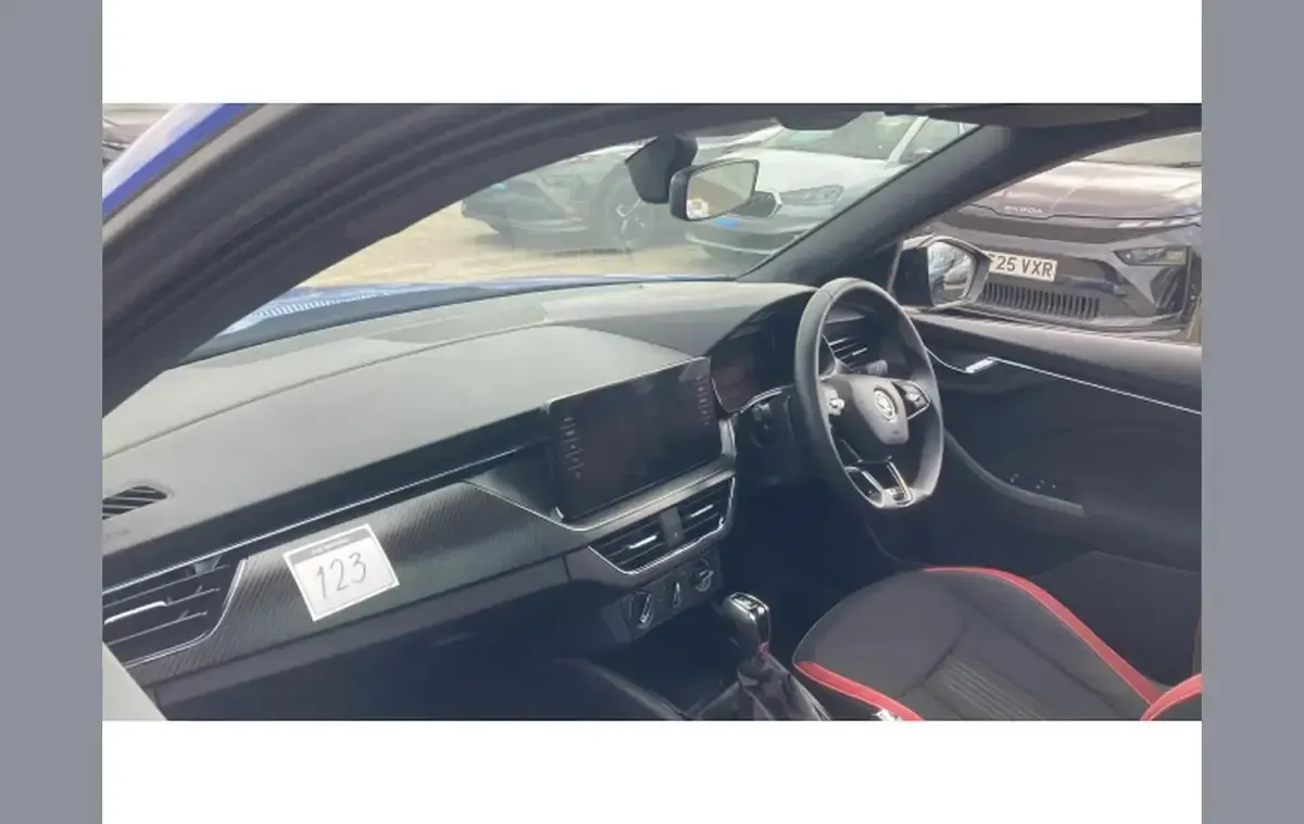 Used Skoda Kamiq Monte Carlo 115 HP (84 kW) 2023 Blue SUV
