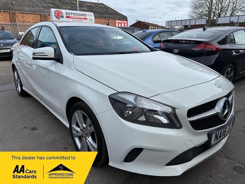 Used Mercedes A200 2016 White Hatchback