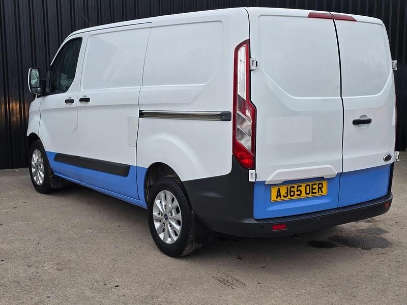 Used Ford Transit Custom 100 HP (73 kW) 2016 White Van