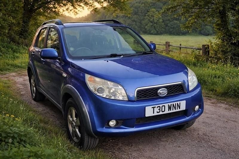Used Daihatsu Terios 105 HP (77 kW) 2008 Blue SUV