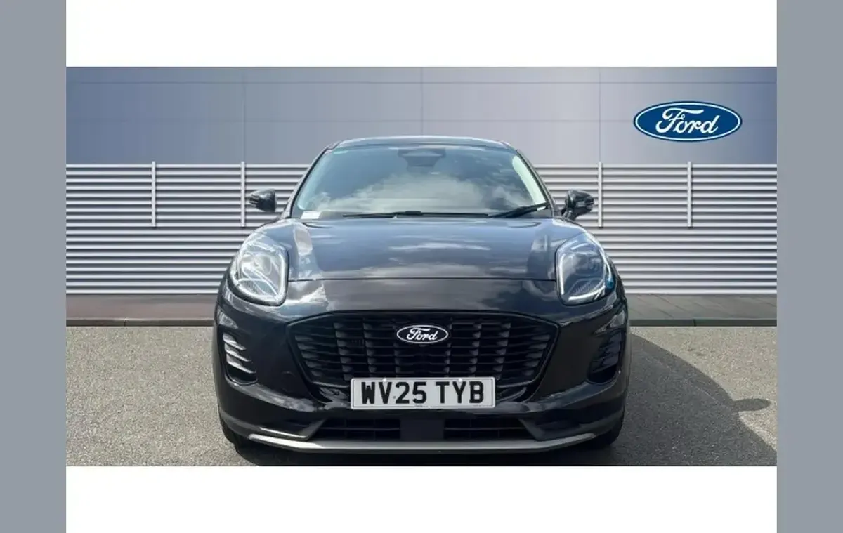 Used Ford Puma Titanium 125 HP (91 kW) 2025 Black SUV