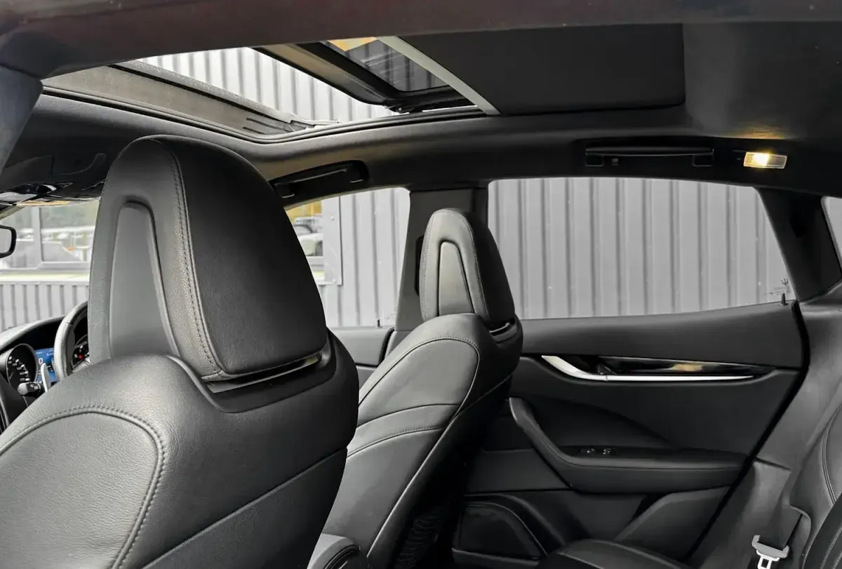 Used Maserati Levante GranLusso 275 HP (202 kW) 2019 Black SUV